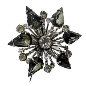 Beau Jewels vintage unsigned Shadows of Grey brooch.